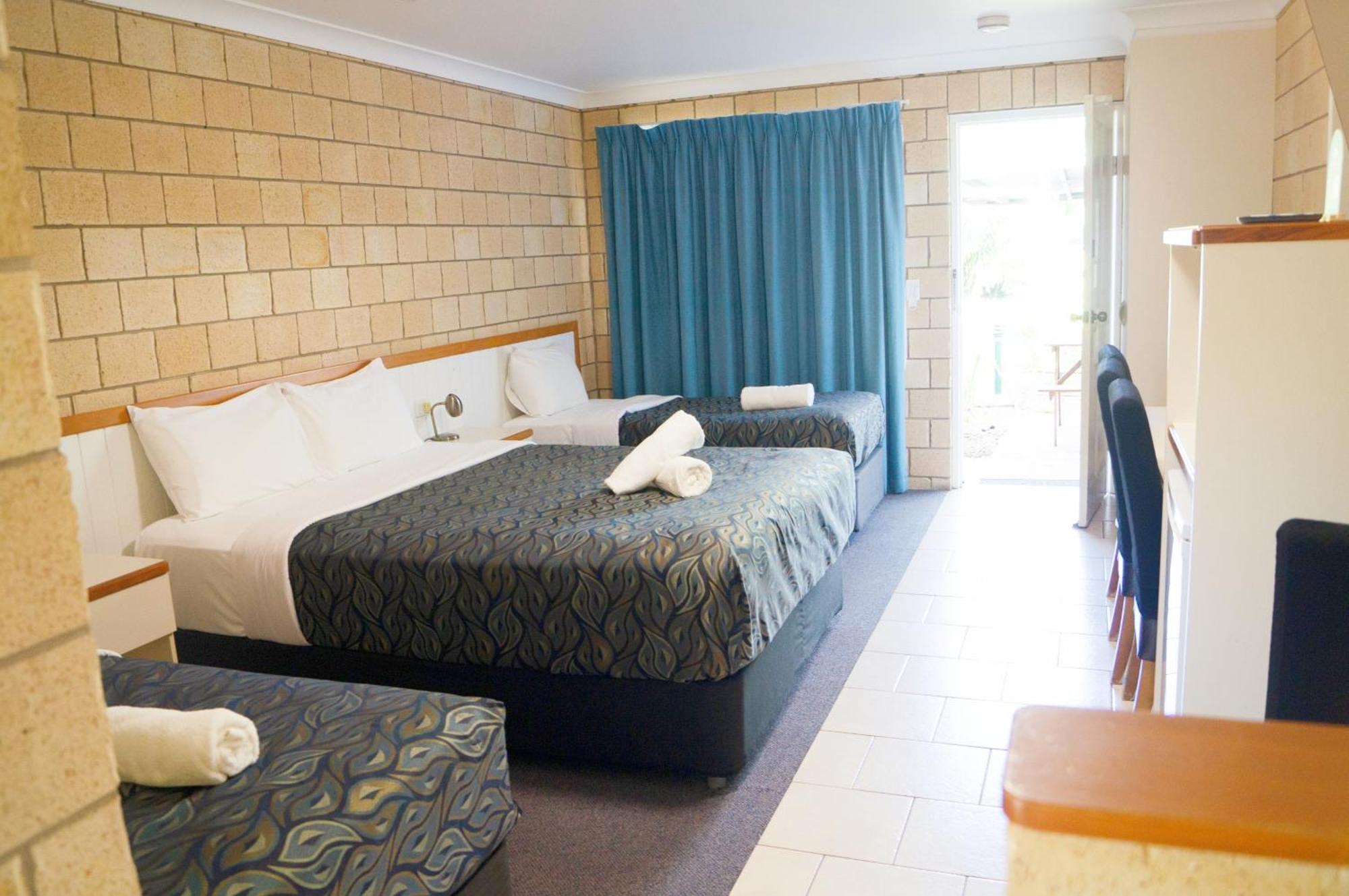 Jacaranda Country Motel Saint George Exterior photo